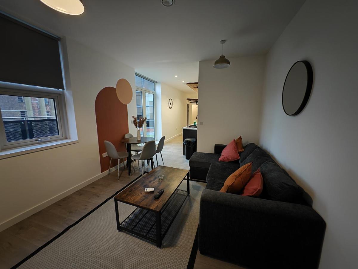 404 Bayard Plaza 2 Bedroom Apartment With Outside Terrace Peterborough Buitenkant foto
